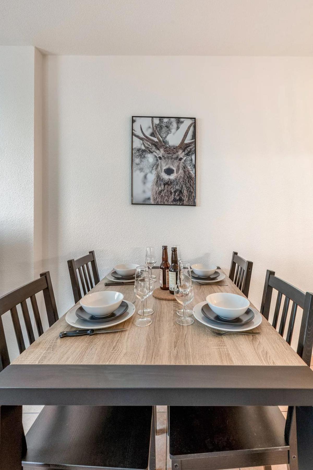 Superbe Appartement - Parking Gratuit - 4 Personnes Chambéry Dış mekan fotoğraf