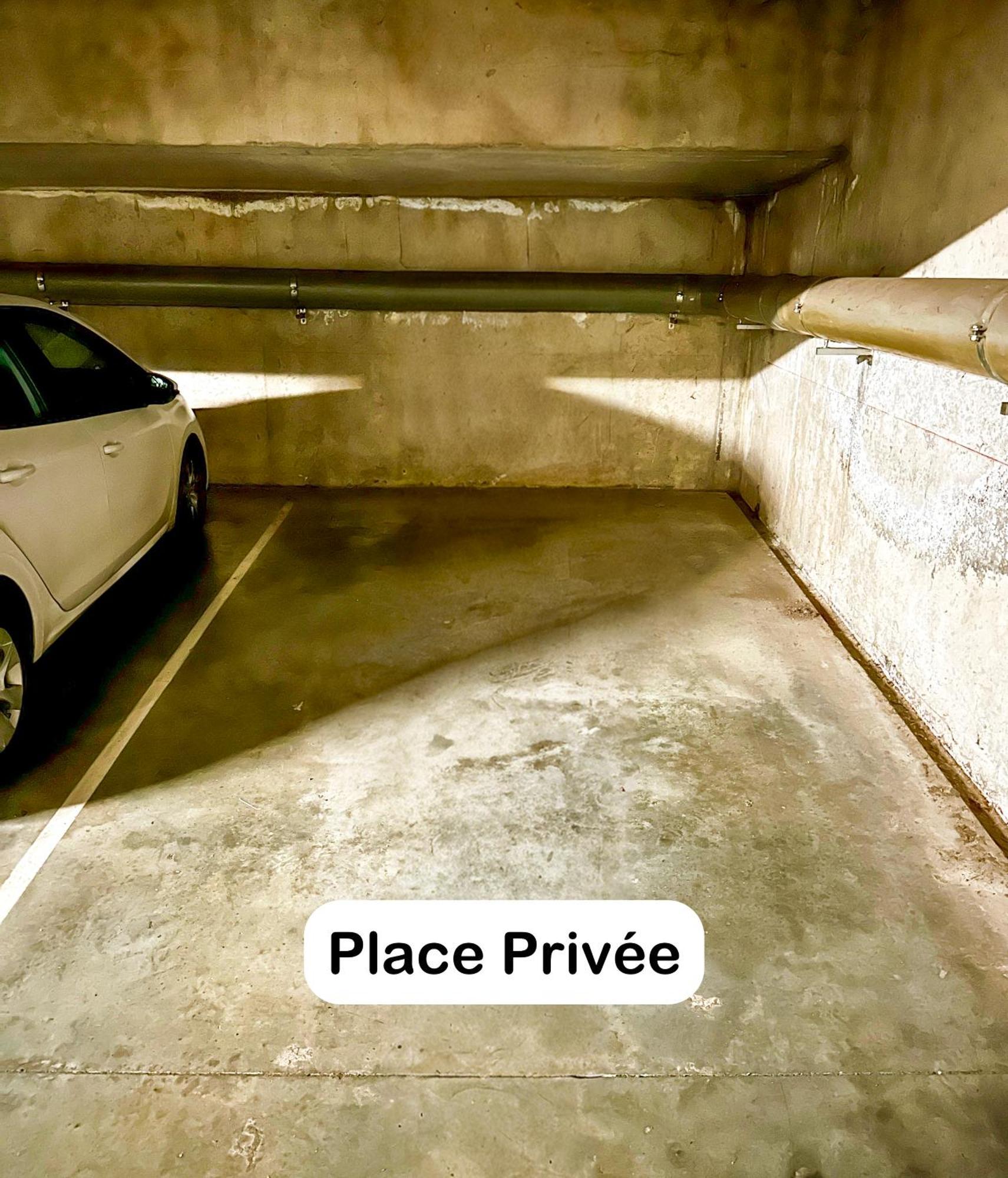 Superbe Appartement - Parking Gratuit - 4 Personnes Chambéry Dış mekan fotoğraf